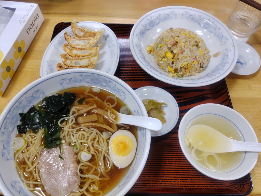 餃子の王将のライバル店 餃子の満州でラーメン チャーハン 餃子食べてきた えむおのグルメ お出かけブログ